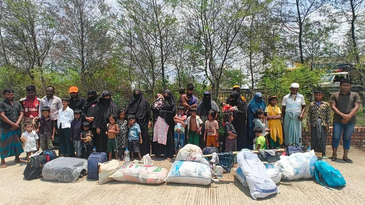 ভাসানচর থেকে পালানো ৩৫ রোহিঙ্গা পতেঙ্গায় আটক